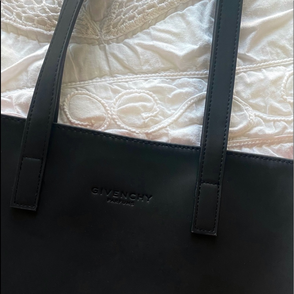 Parfum Tote - image 1